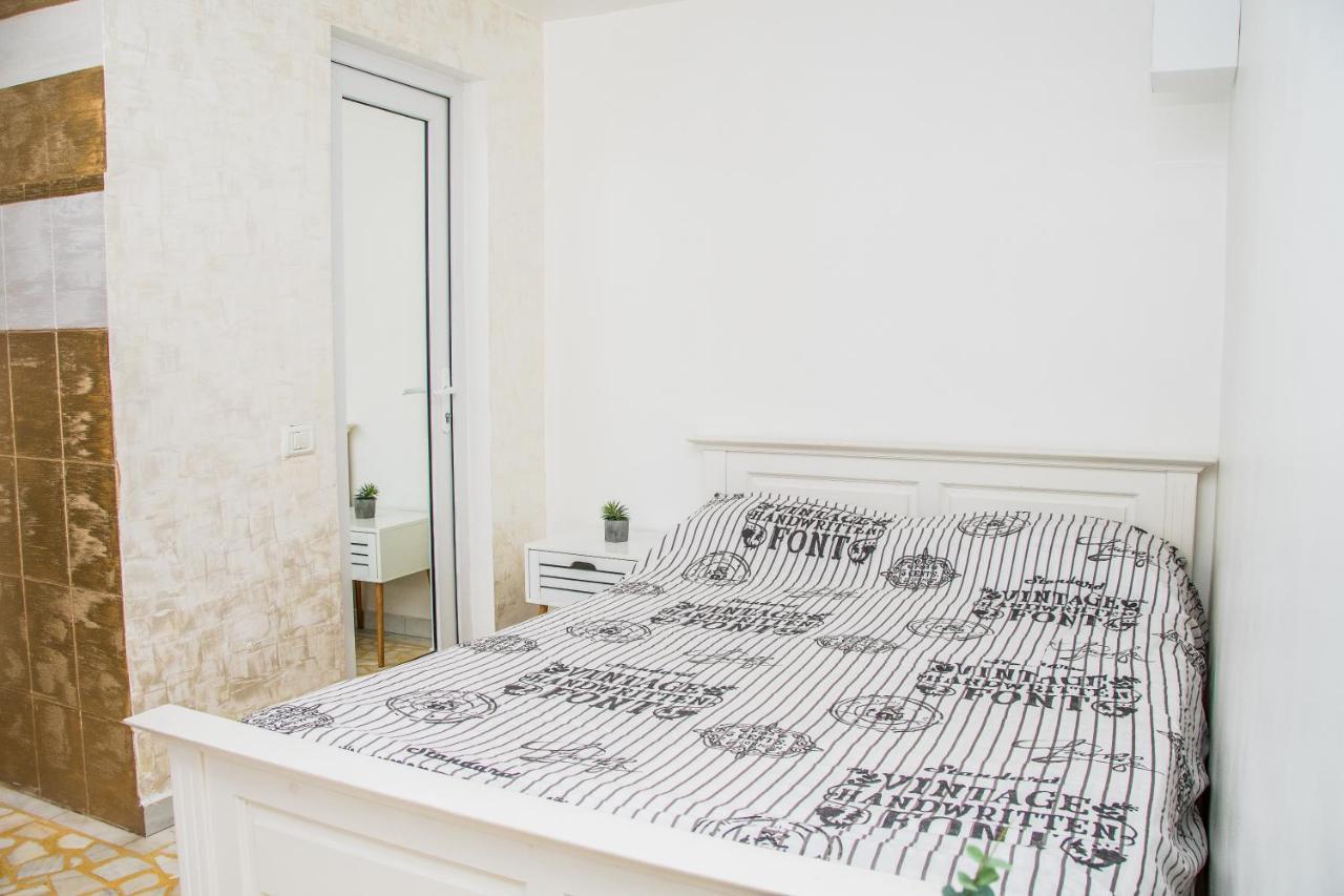 La Verde Hotel Jászvásár Kültér fotó